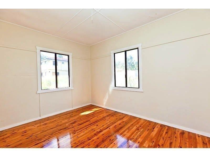 15 Fiji St, Russell Island QLD 4184