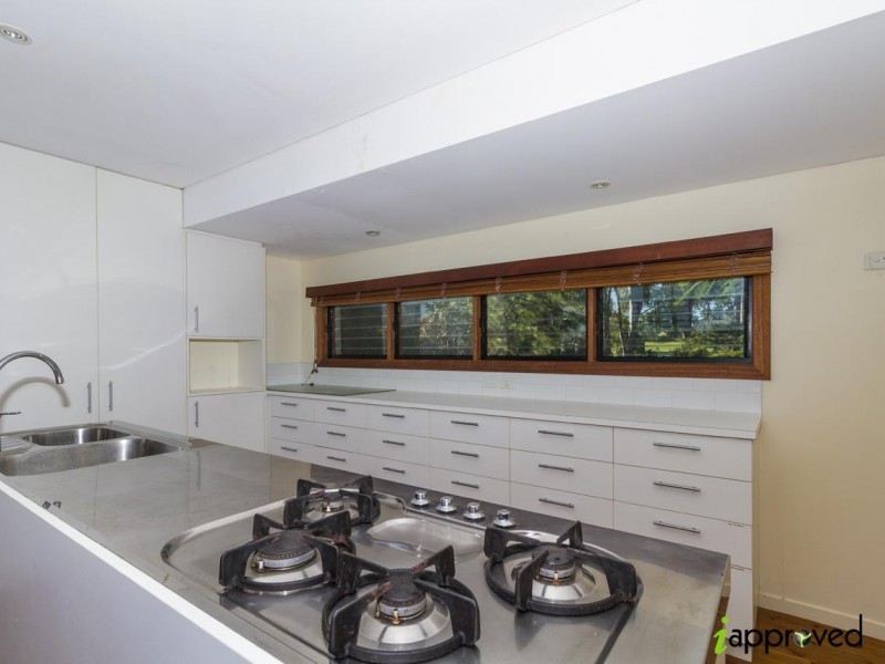 81 Canaipa Point Drive, Russell Island QLD 4184