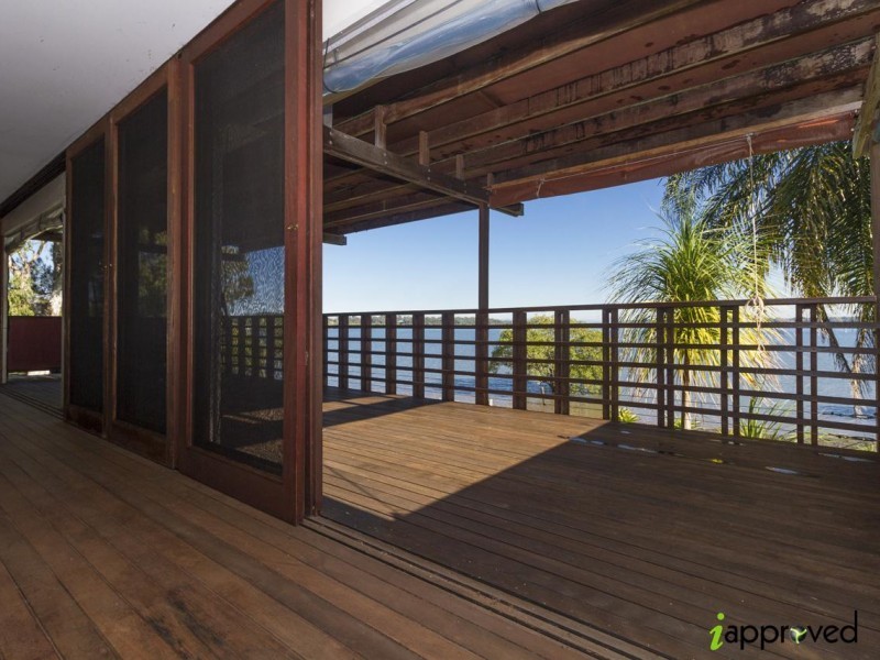 81 Canaipa Point Drive, Russell Island QLD 4184