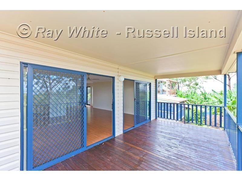 42 Deenya Parade, Russell Island QLD 4184
