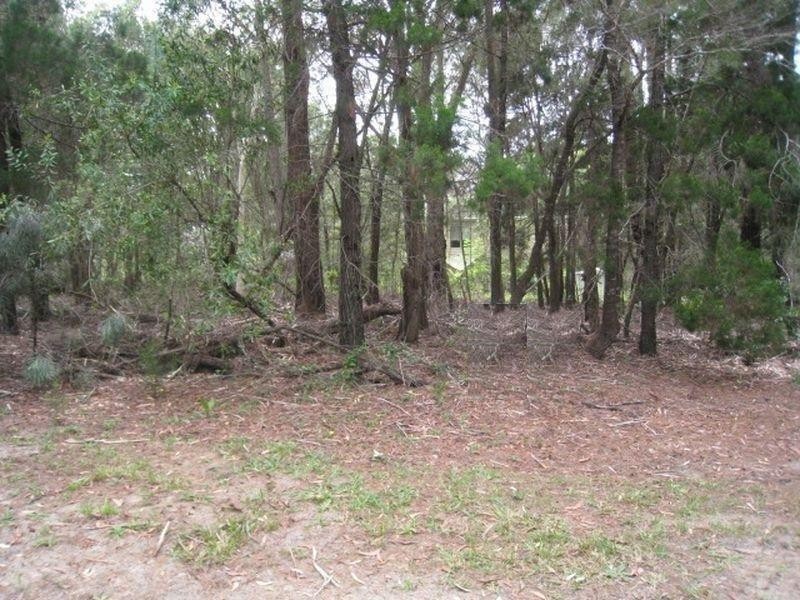 12 Tulloch Street, Russell Island QLD 4184