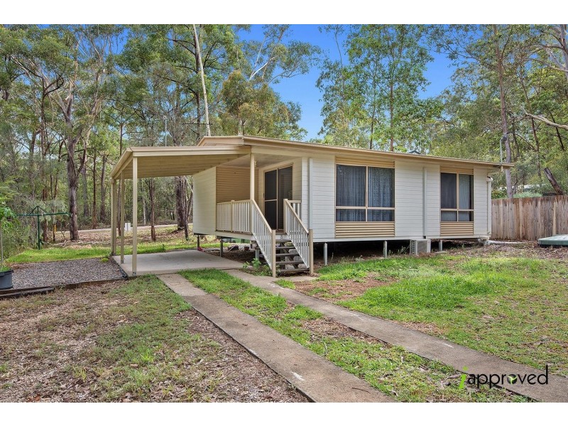 11 Burke Avenue, Russell Island QLD 4184