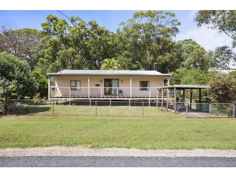 14 Taylor Street, Russell Island QLD 4184
