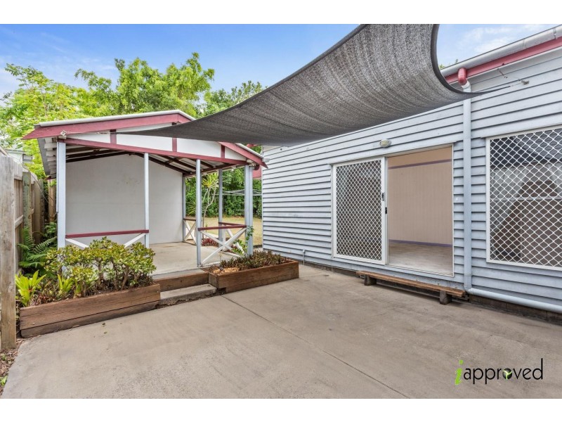 61 Dahlia Street, Cannon Hill QLD 4170