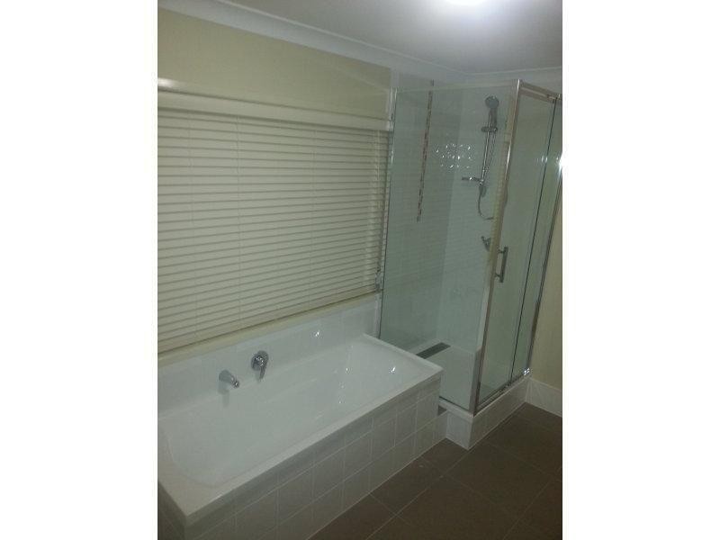 2/108 Mount Cotton, Capalaba QLD 4157