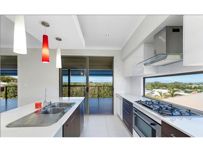 35 Cypress Street, Redland Bay QLD 4165