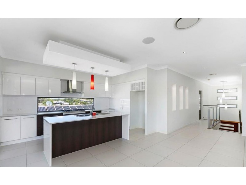 35 Cypress Street, Redland Bay QLD 4165