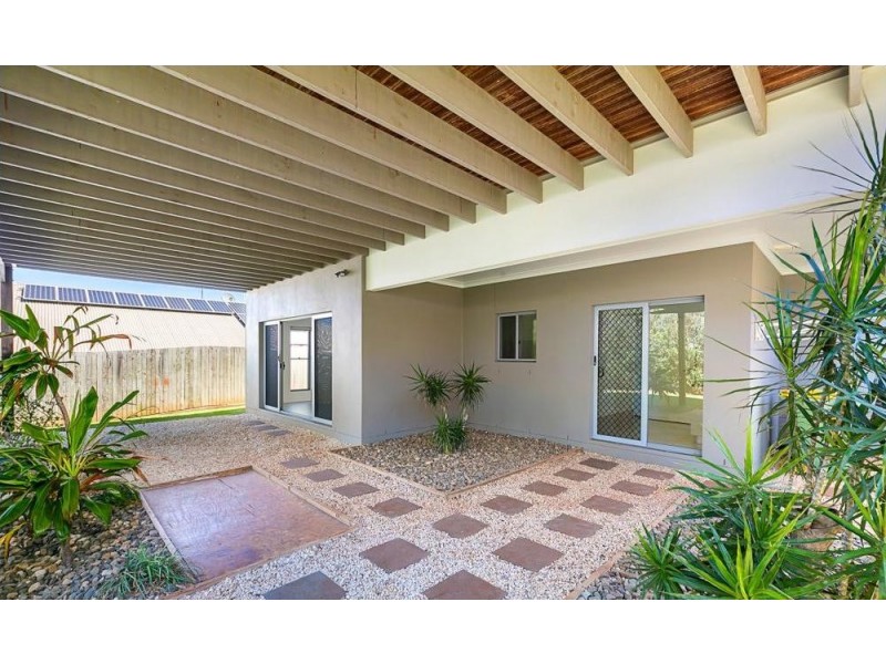 35 Cypress Street, Redland Bay QLD 4165