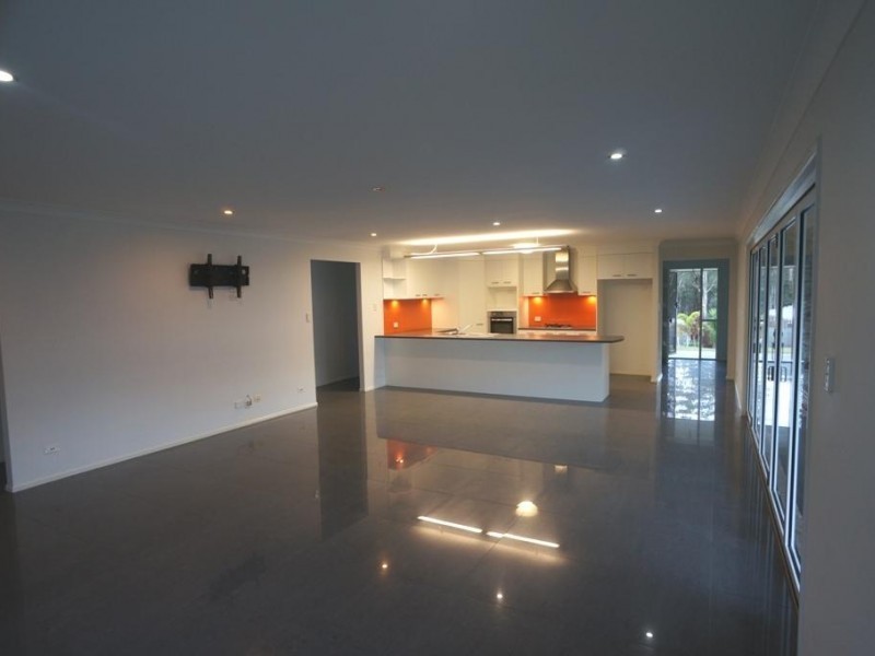 10 Spotted Gum Crescent, Mount Cotton QLD 4165