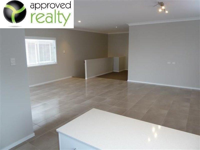 83 Gordon Street, Ormiston QLD 4160