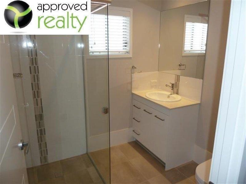 83 Gordon Street, Ormiston QLD 4160