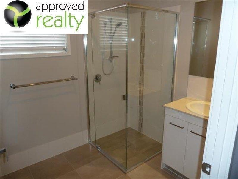 83 Gordon Street, Ormiston QLD 4160