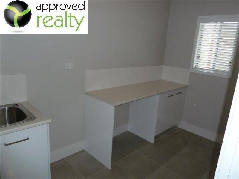 83 Gordon Street, Ormiston QLD 4160