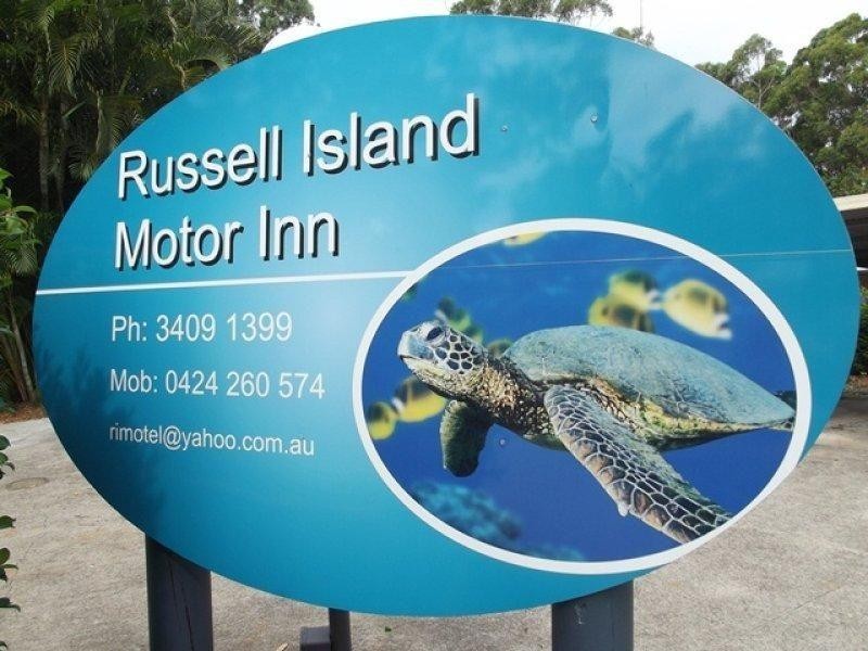 20 High Street, Russell Island QLD 4184