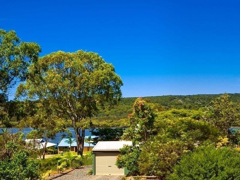 38 Scenic Drive, Russell Island QLD 4184
