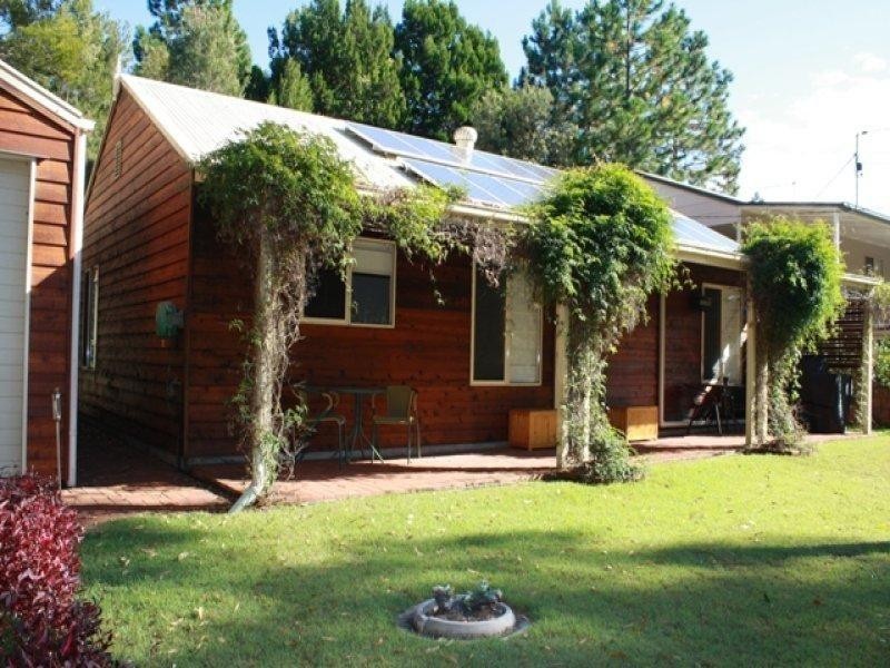 13 GUNSYND STREET, Russell Island QLD 4184