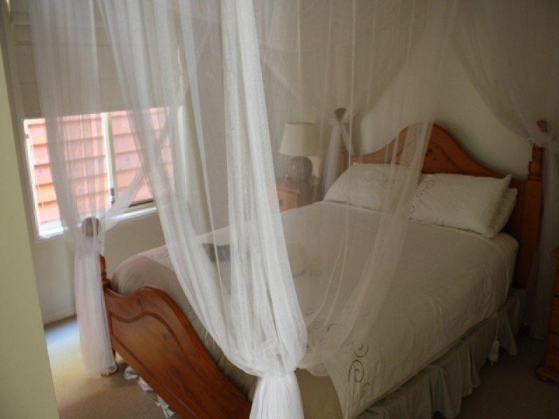 13 GUNSYND STREET, Russell Island QLD 4184