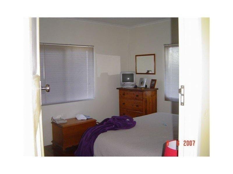 10 Sloop Street, Russell Island QLD 4184