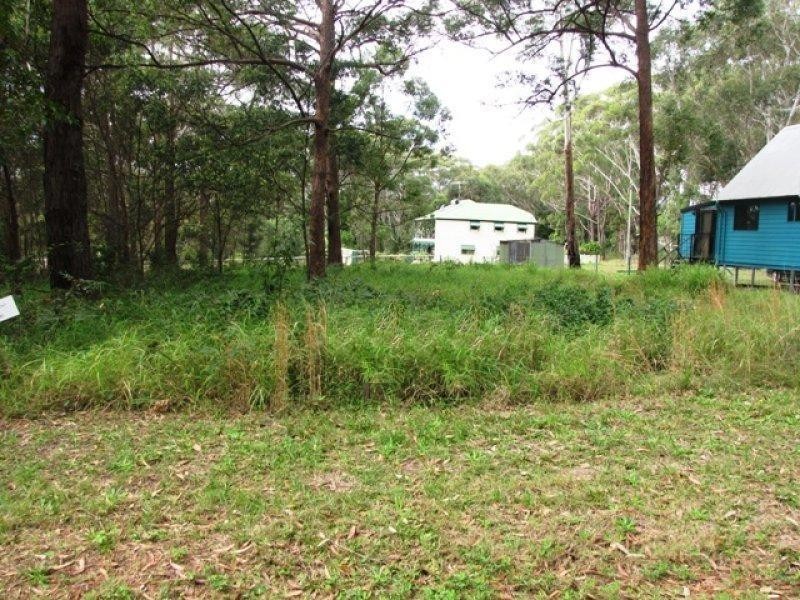 19 Alison Crescent, Russell Island QLD 4184