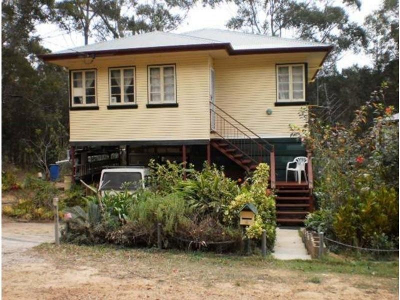 4 Maybrook Ave, Russell Island QLD 4184