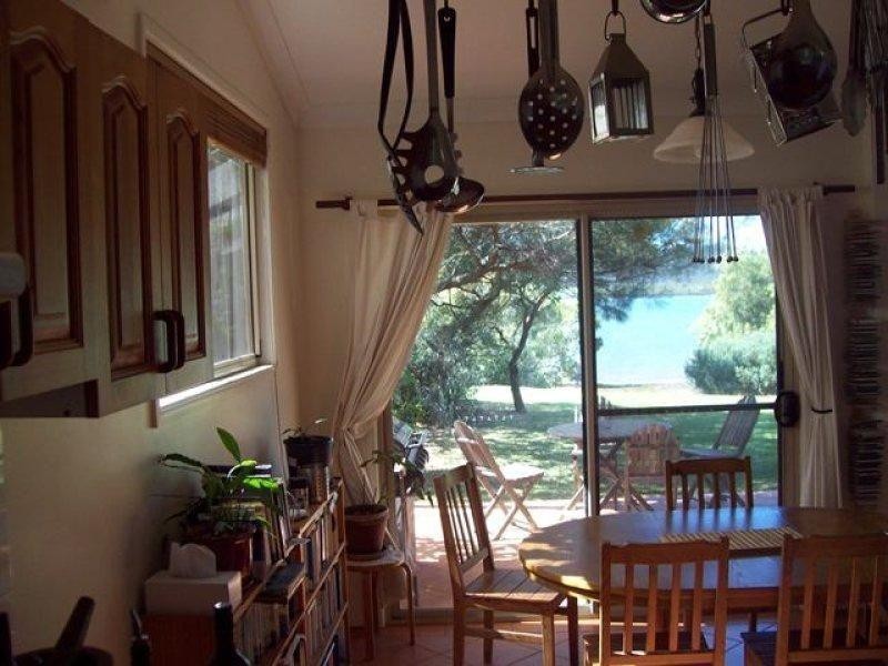 46 CANAIPA POINT DRIVE, Russell Island QLD 4184