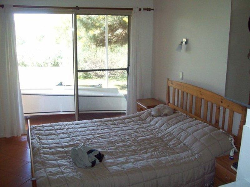 46 CANAIPA POINT DRIVE, Russell Island QLD 4184
