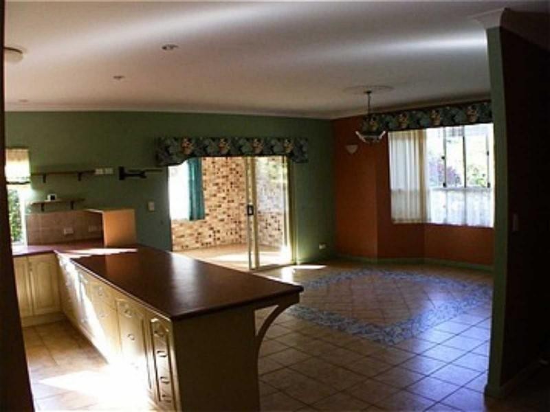 33 CAVENDISH STREET, Russell Island QLD 4184