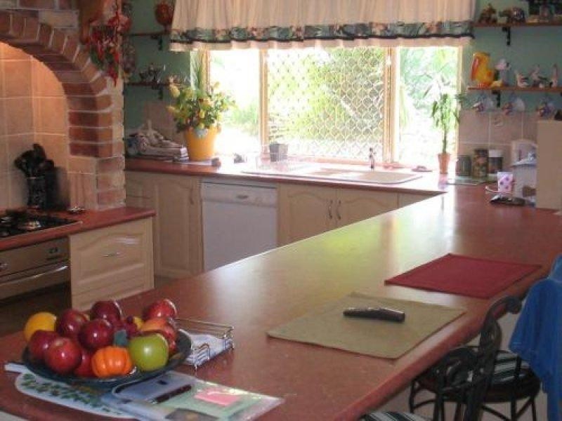 33 CAVENDISH STREET, Russell Island QLD 4184