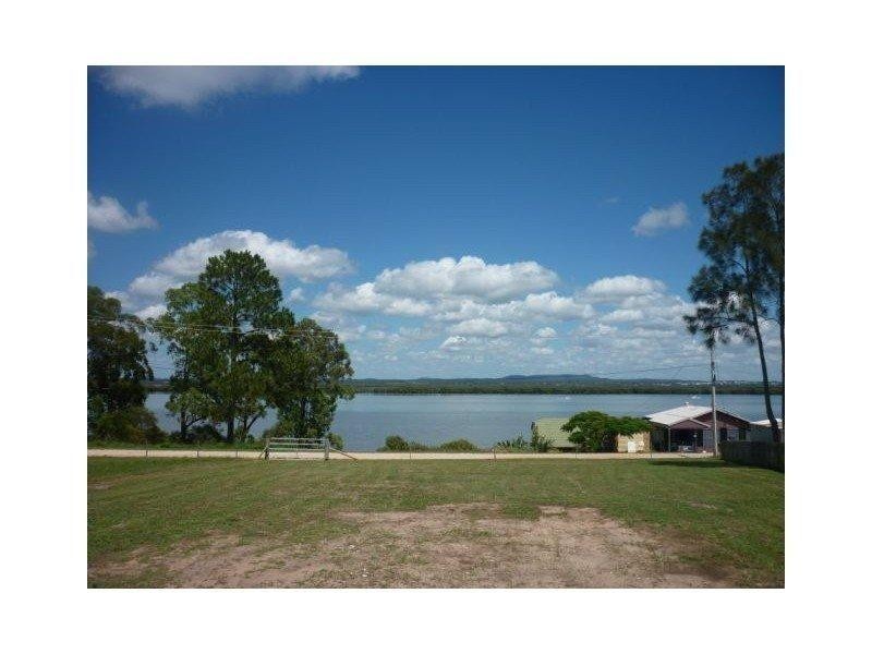 33 Mark Rd, Russell Island QLD 4184