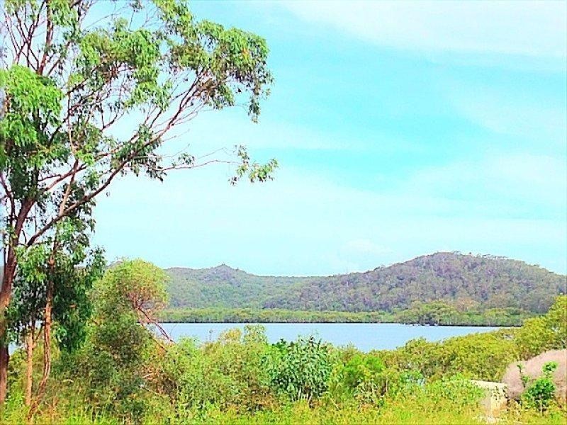 68 Canaipa Point Drive, Russell Island QLD 4184