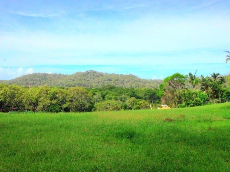 137 Canaipa Point Drive, Russell Island QLD 4184