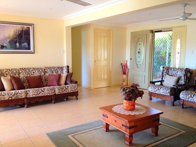 14 OASIS DRIVE, Russell Island QLD 4184