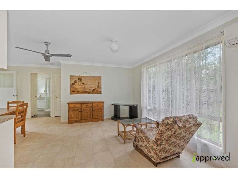 11 Burke Ave, Russell Island QLD 4184
