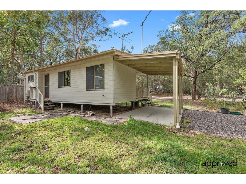 11 Burke Ave, Russell Island QLD 4184