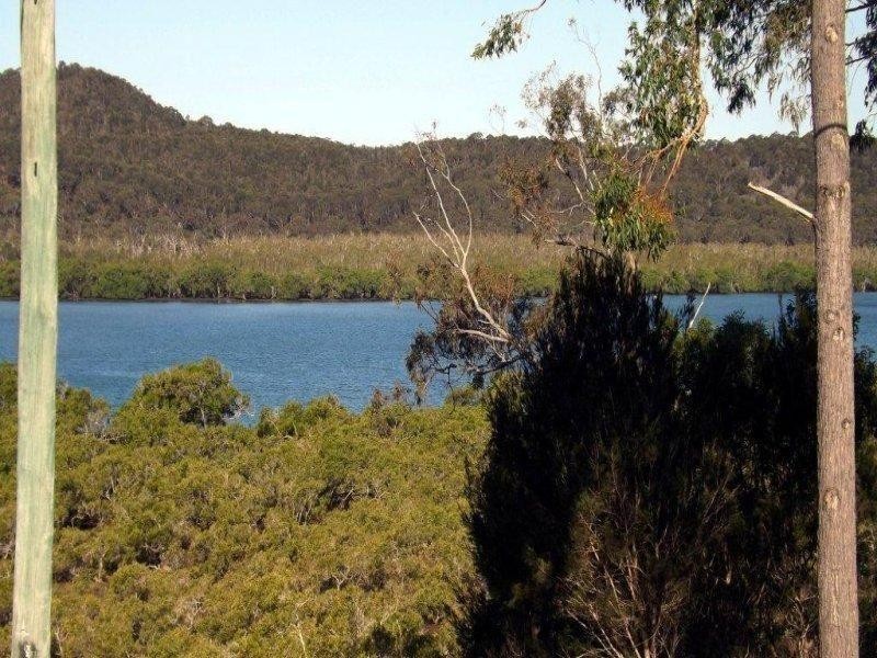 14 Aquamarine Street, Russell Island QLD 4184