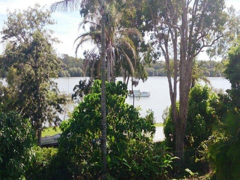 13 BAYVIEW ROAD, Russell Island QLD 4184