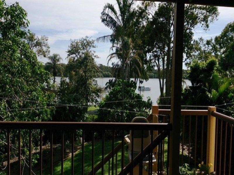 13 BAYVIEW ROAD, Russell Island QLD 4184