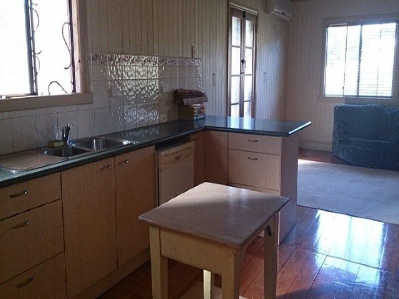 23 Laurel Street, Russell Island QLD 4184