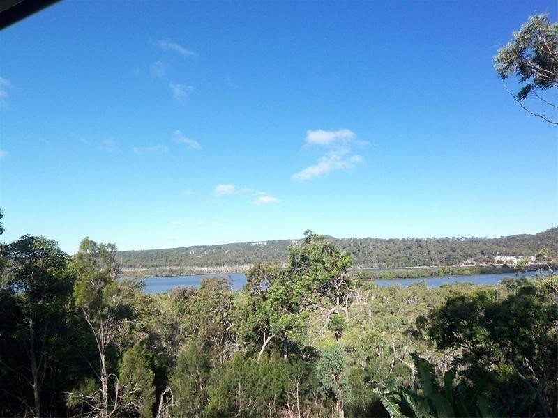 6 Leichhardt Terrace, Russell Island QLD 4184