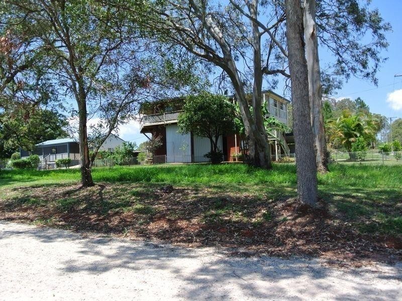 5 Cooee Crescent, Macleay Island QLD 4184