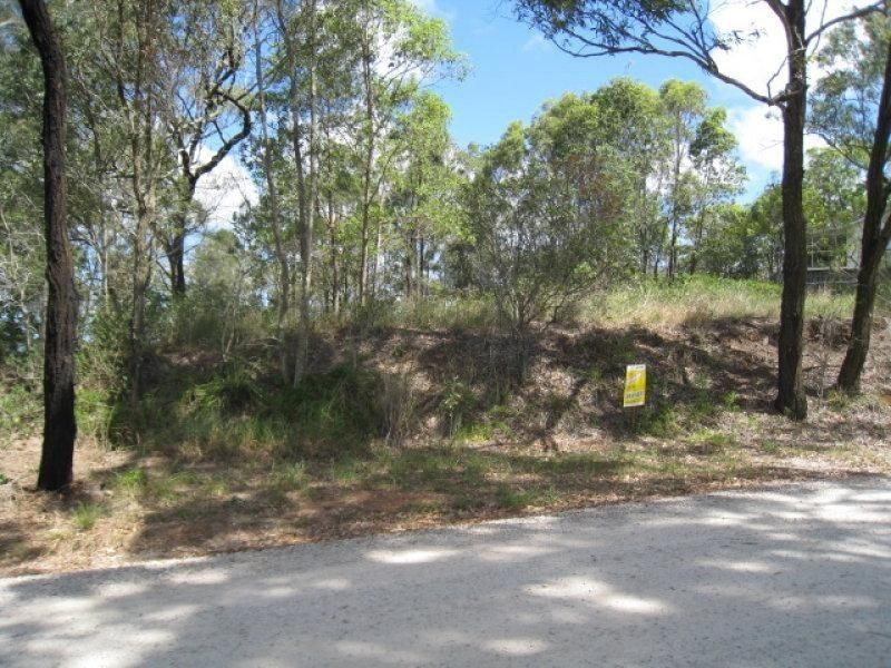 10 Paradise Avenue, Russell Island QLD 4184