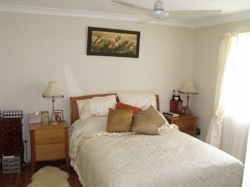 17 Cook Ave, Russell Island QLD 4184
