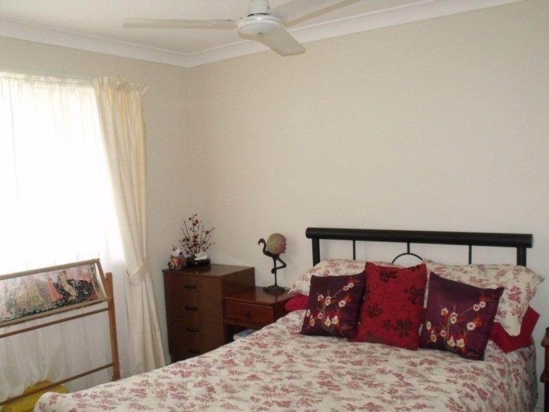 17 Cook Ave, Russell Island QLD 4184