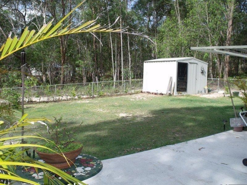 17 Cook Ave, Russell Island QLD 4184
