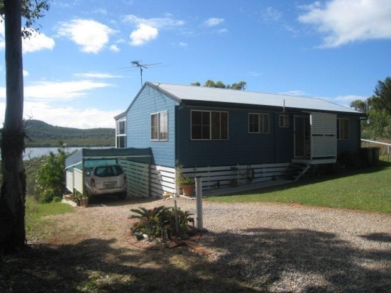 19 Aquamarine Ave, Russell Island QLD 4184