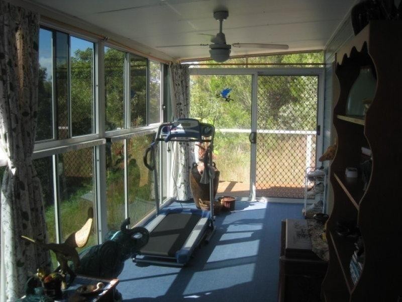 19 Aquamarine Ave, Russell Island QLD 4184