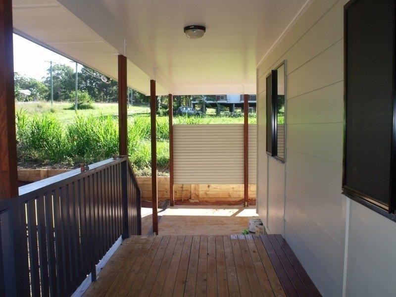 13 Richardson St, Russell Island QLD 4184