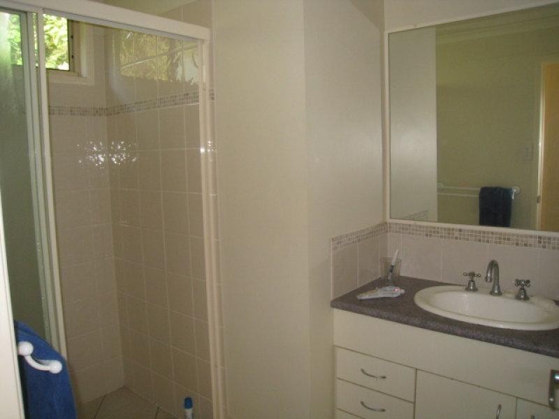 32 Satton St., Russell Island QLD 4184