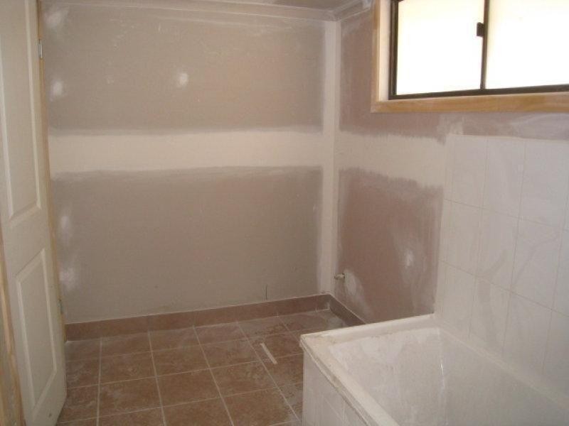 4 Crescent Drive, Russell Island QLD 4184