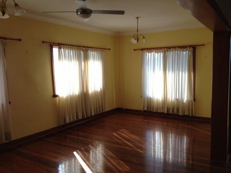 2 Highland Street, Russell Island QLD 4184